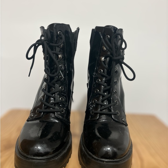 GBG Los Angeles Black Lace Up Boots with Chunky Heel - Picture 2 of 5